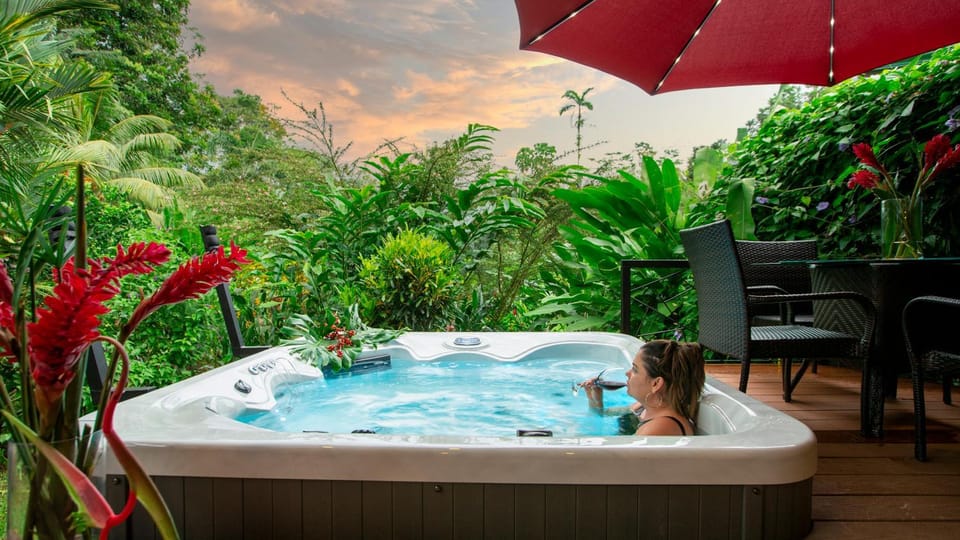 Natural landscape, Garden, Hot Tub