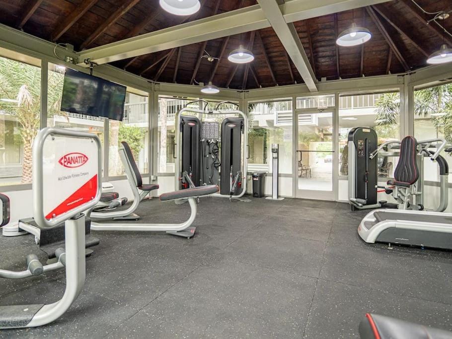 Lovely 1BR Suite Minutes to Disney With Lake view Apartment in Osceola County