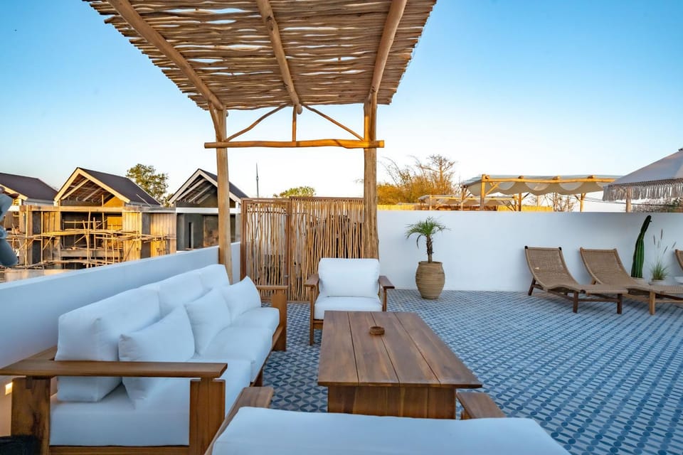 View (from property/room), Balcony/Terrace, Seating area