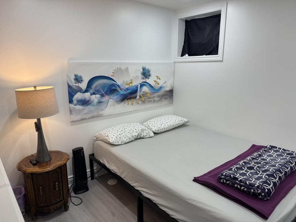 Smart & Cute 1BR Basement Apartment-Milton Apartment in Milton