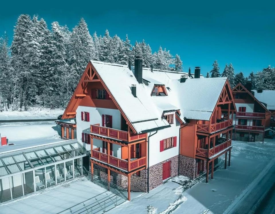Property building, Winter