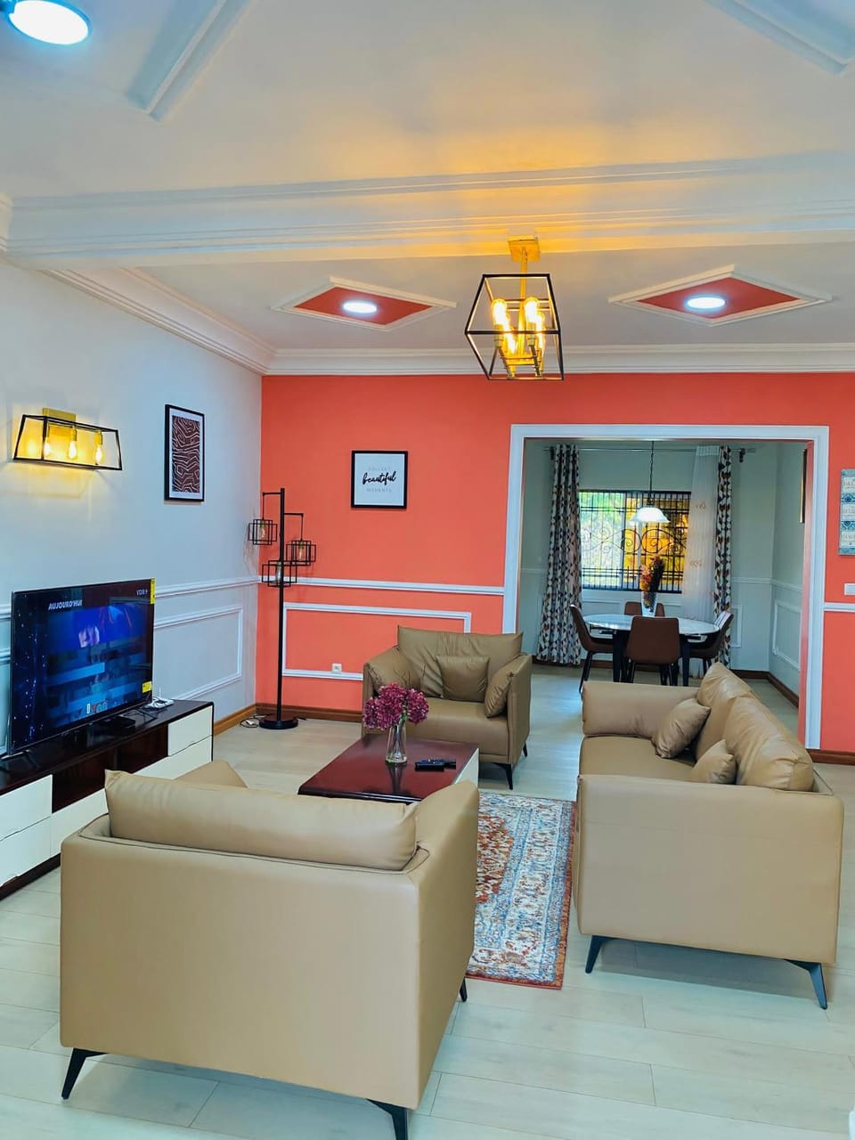 TV and multimedia, Living room, Seating area, Evening entertainment