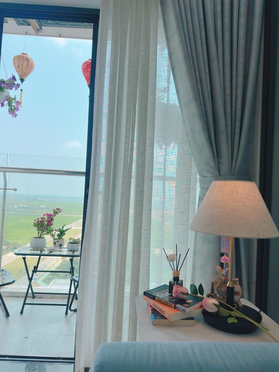 LOVE HOME-peaceful Apart -2bedroom-5'Trang Tien Apartment in Vietnam