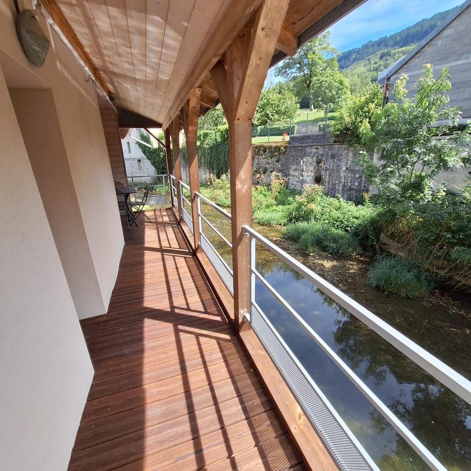 Day, Natural landscape, Balcony/Terrace