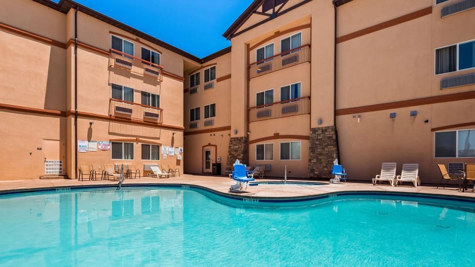 On site, Pool view, Swimming pool