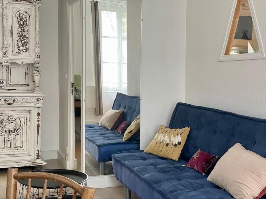 Fun x Cosy City Retreat by Melrose Apartment in Bayeux