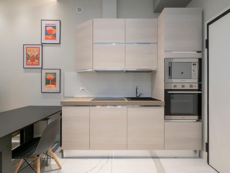 Kitchen or kitchenette