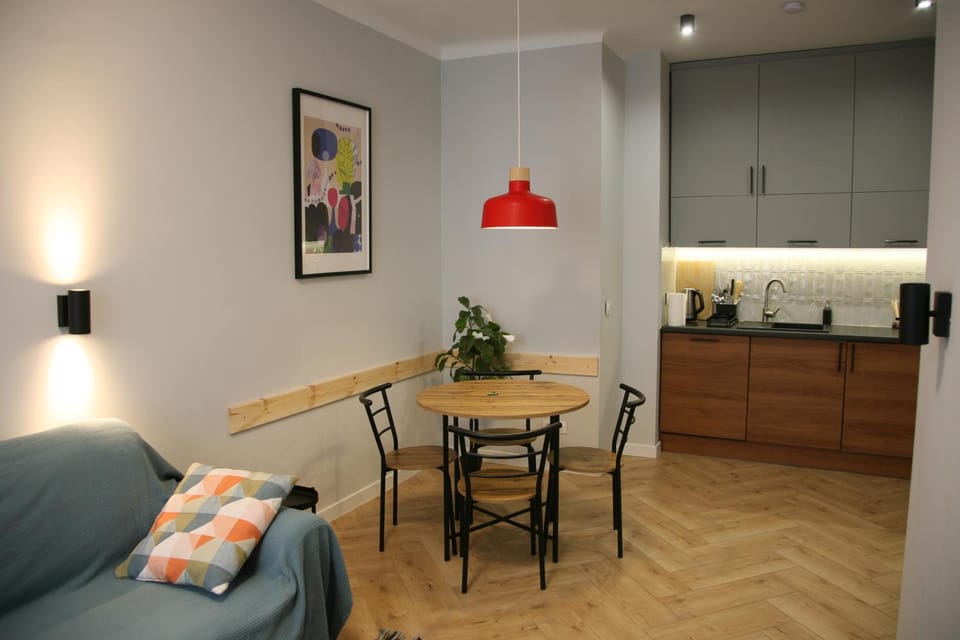 Dining area, kitchen