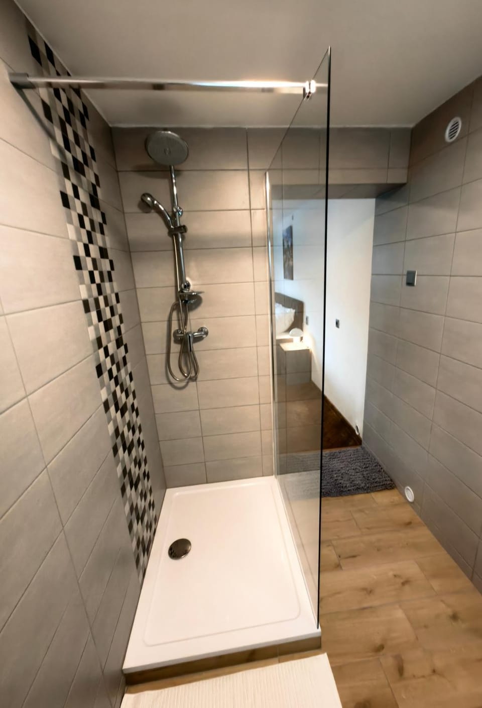 Shower, Bathroom