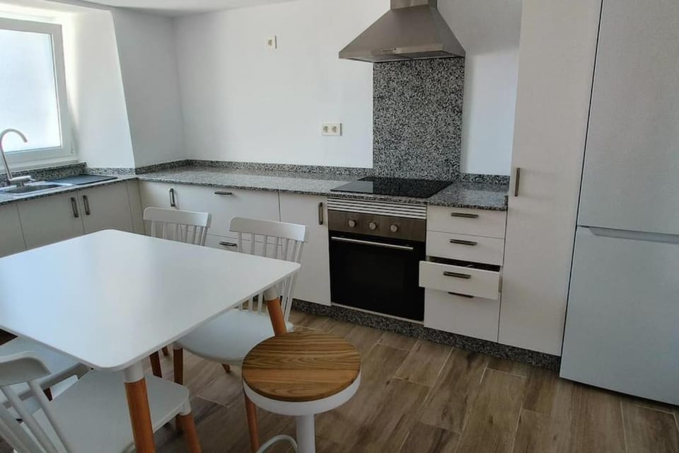 Kitchen or kitchenette, oven, stove