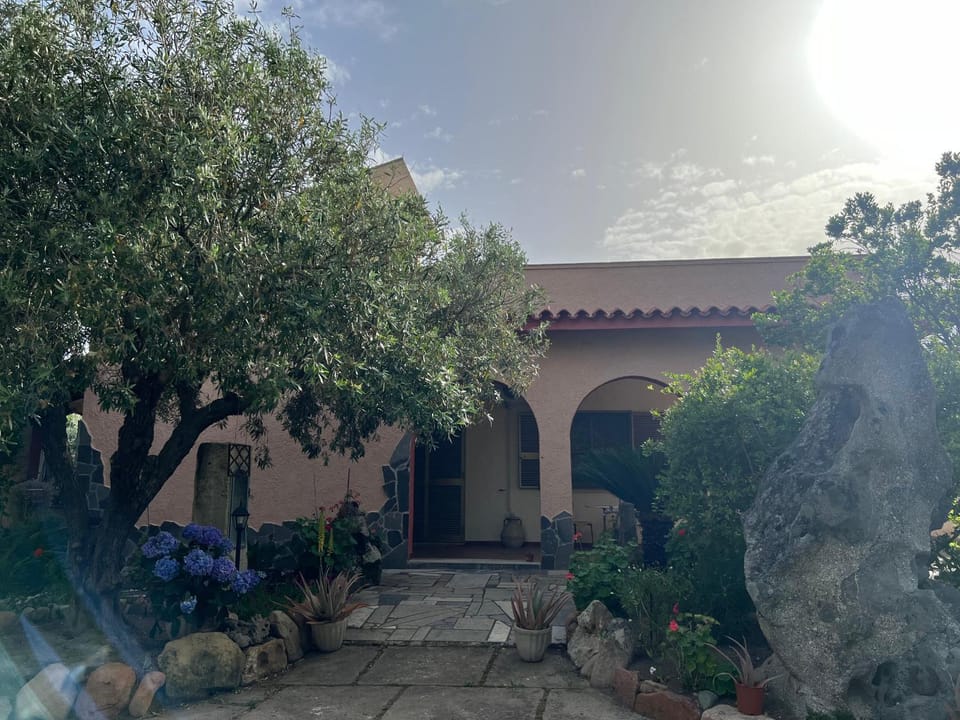 Property building, Garden