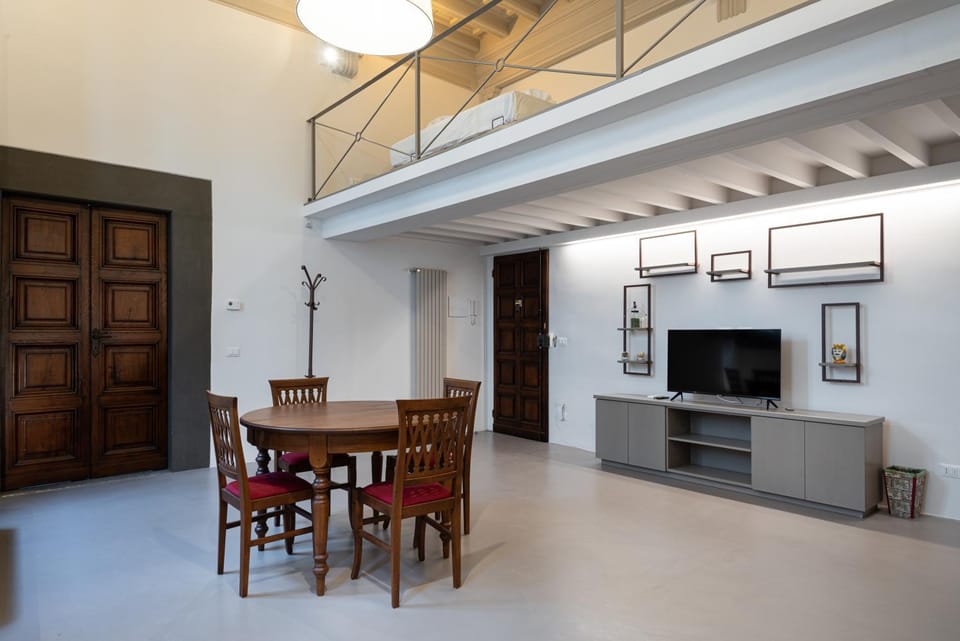 TV and multimedia, Living room, Seating area