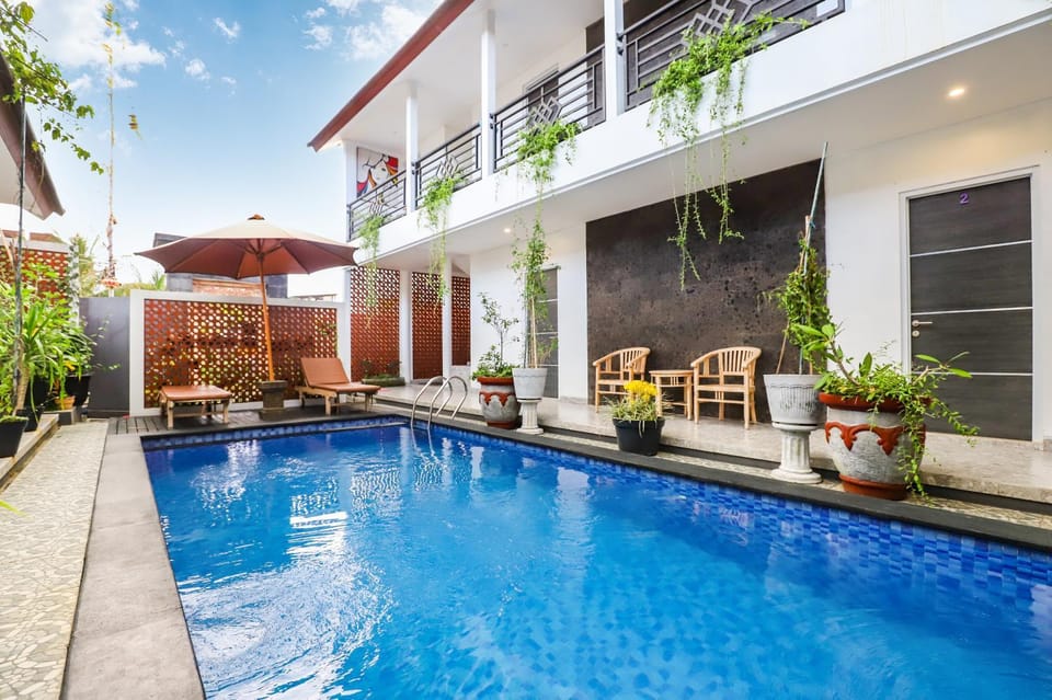 Property building, Swimming pool