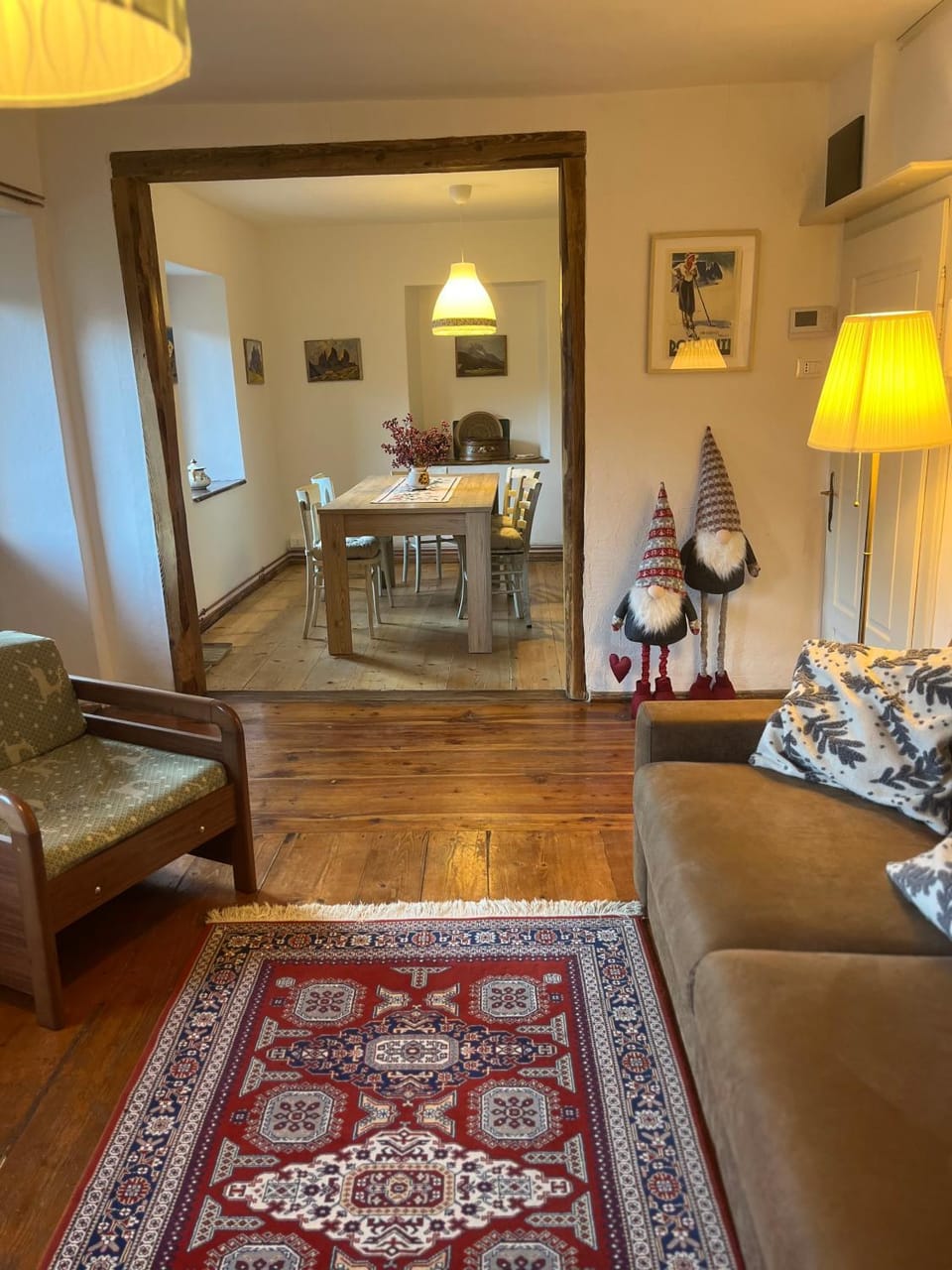 Living room, Seating area, kitchen