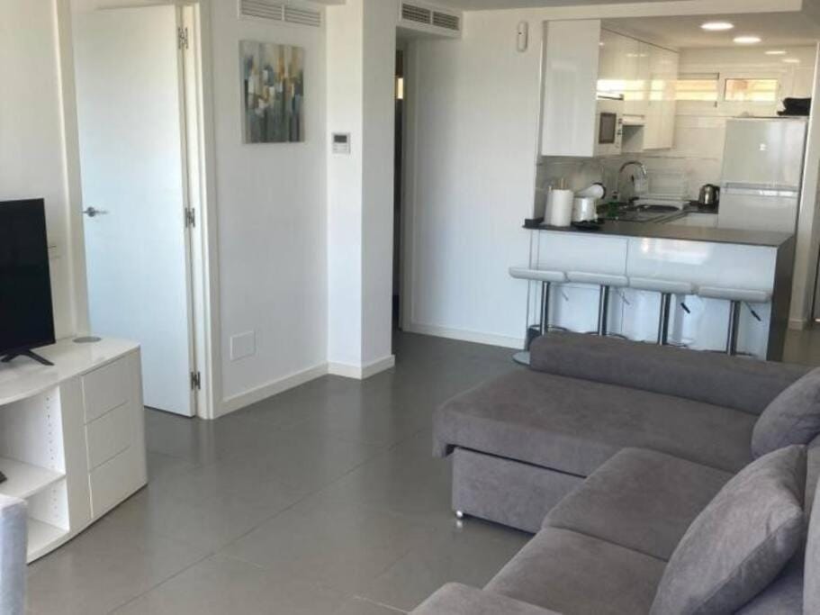 Modern 2 bed Apartment with sea views, Bonanza Apartment in Benalmadena