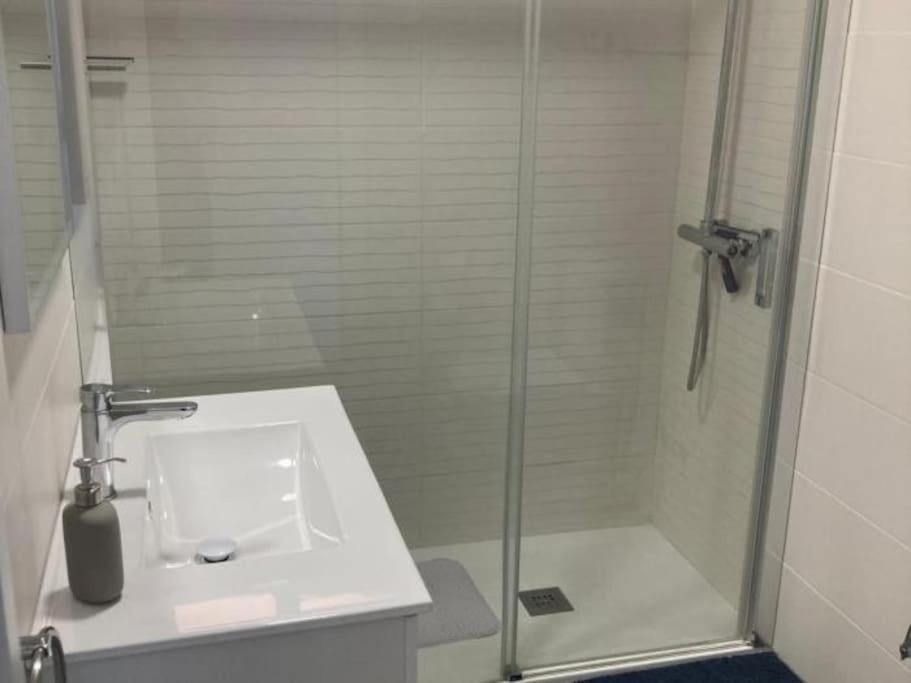 Modern 2 bed Apartment with sea views, Bonanza Apartment in Benalmadena