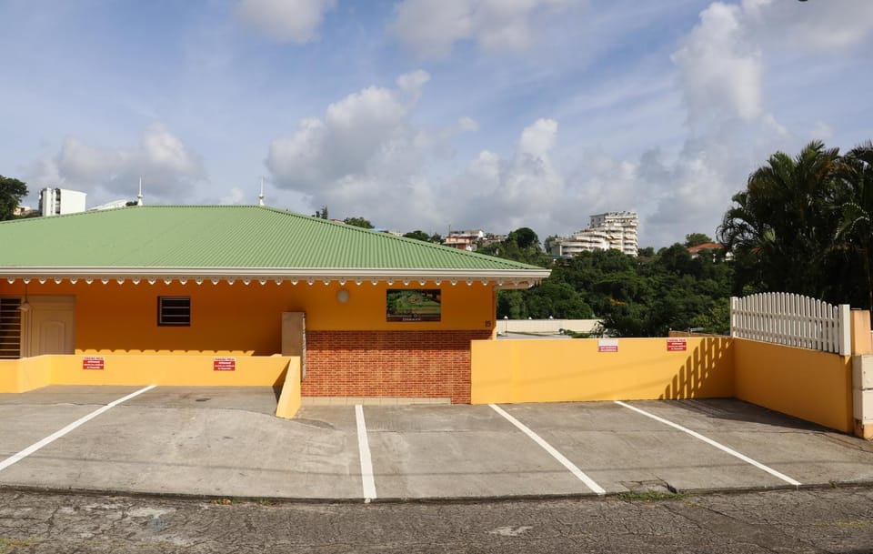 Property building, Parking