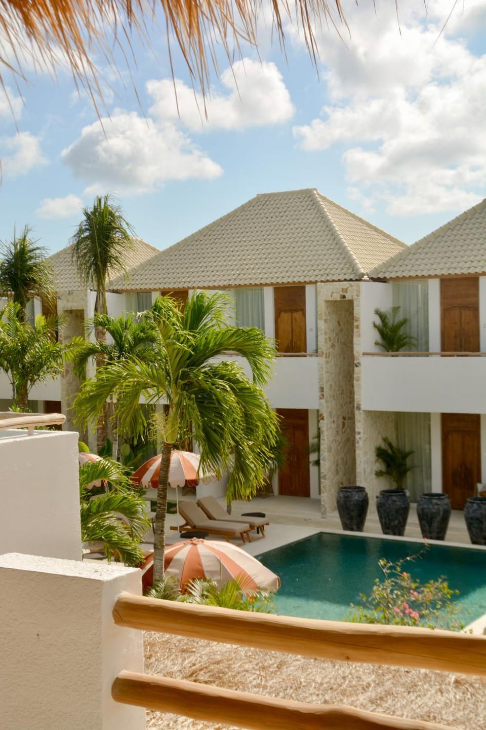 Property building, Garden view, Pool view, Swimming pool