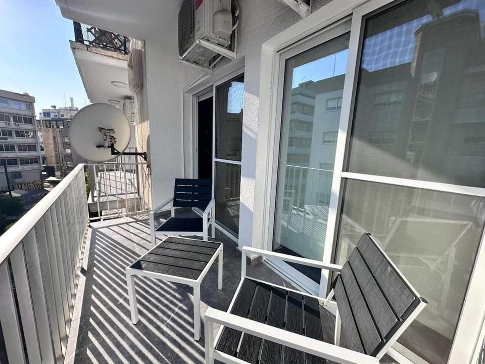Beautiful One Bedroom Apartment, 186 Meters to Beach, Central Location Next to Cafes & Bars Apartment in Limassol City