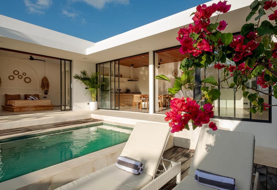 BAYU Villa Uluwatu Villa in Bali