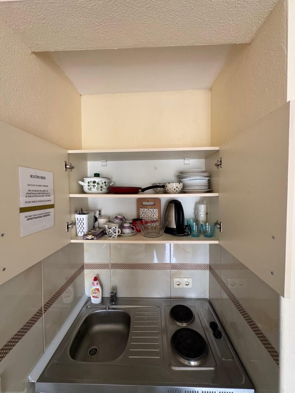 Kitchen or kitchenette