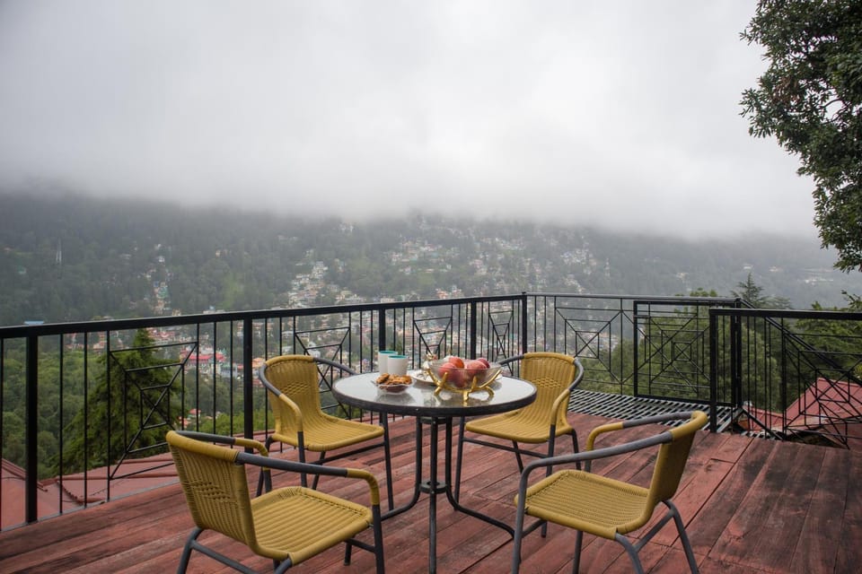 Patio, Day, Natural landscape, View (from property/room), Balcony/Terrace, Dining area, Mountain view, Breakfast, Breakfast