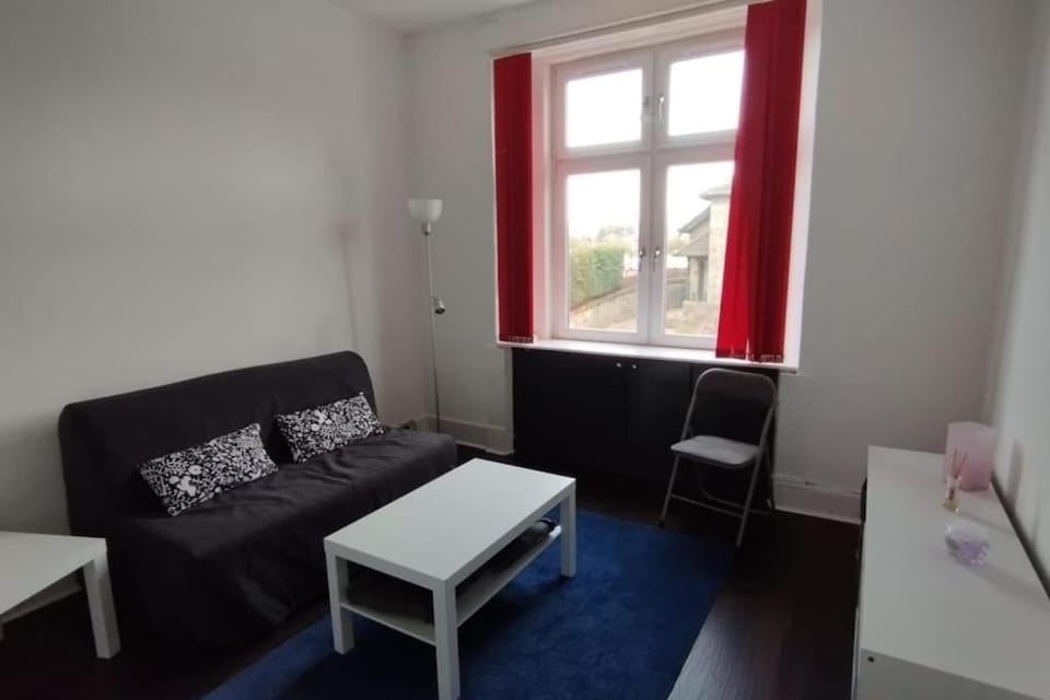 Lovely flat near Glasgow Apartment in Glasgow