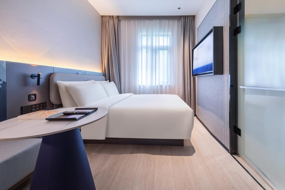 Atour Light Hotel Xiaobailou Subway Station, Tianjin Wudaodao Tourist Area Hotel in Tianjin