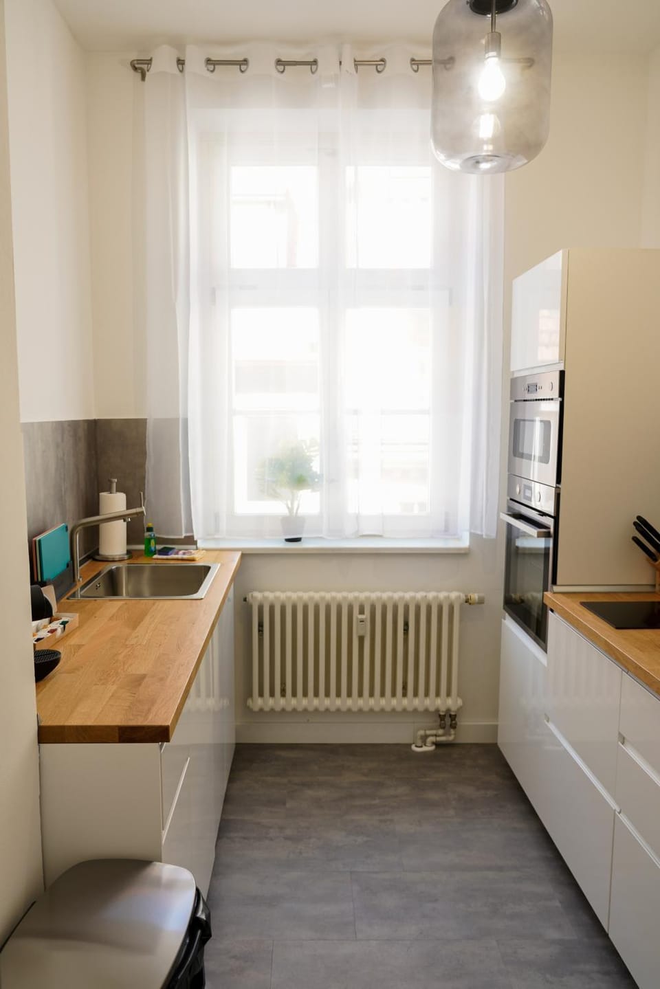Kitchen or kitchenette, stove, kitchen