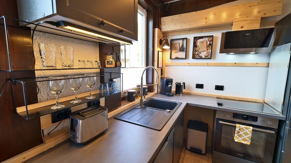 Kitchen or kitchenette, oven, stove, kitchen