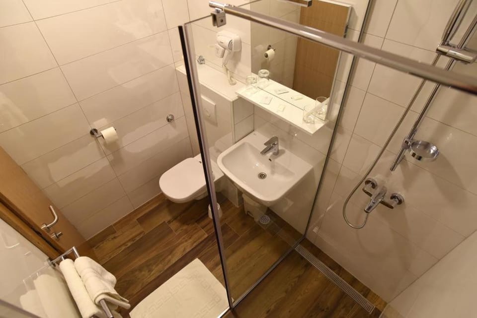 Terminal rooms Zagreb Airport Bed and Breakfast in Croatia