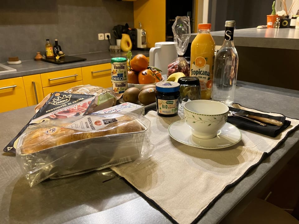 Continental breakfast