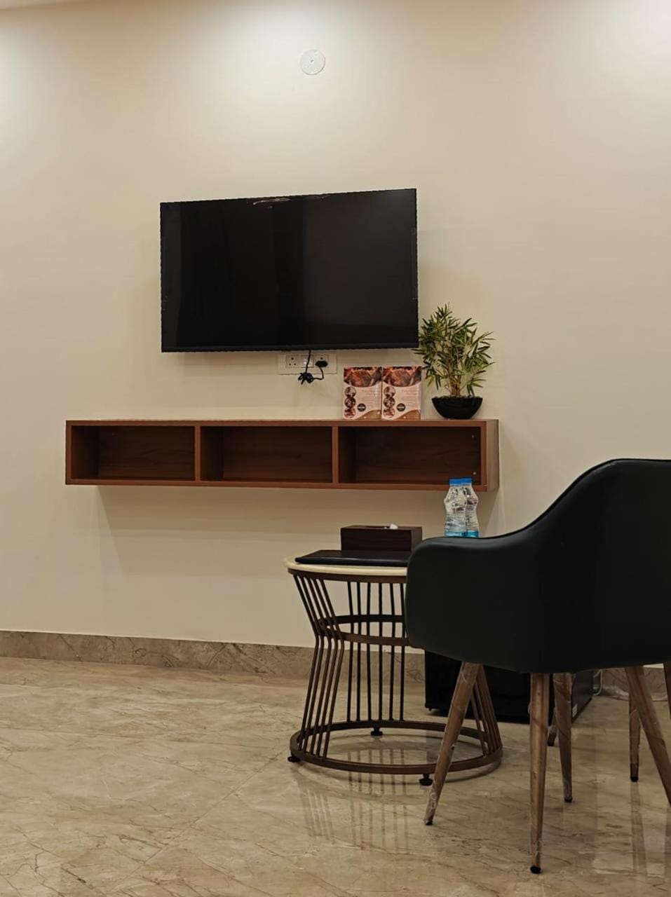 TV and multimedia, Seating area