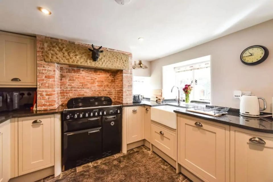 The Old Horns cottage House in Amber Valley