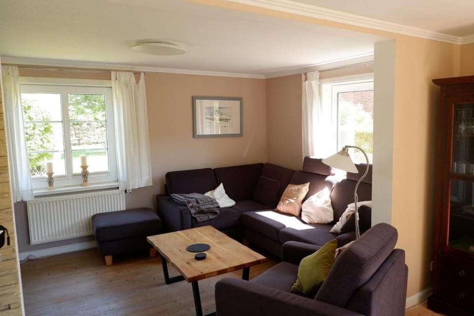 Haus am Jaardenhug in Utersum für 7 Pers House in Nordfriesland