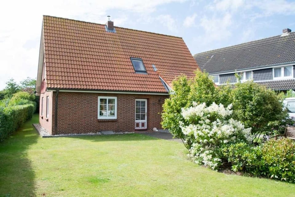 Haus am Jaardenhug in Utersum für 7 Pers House in Nordfriesland