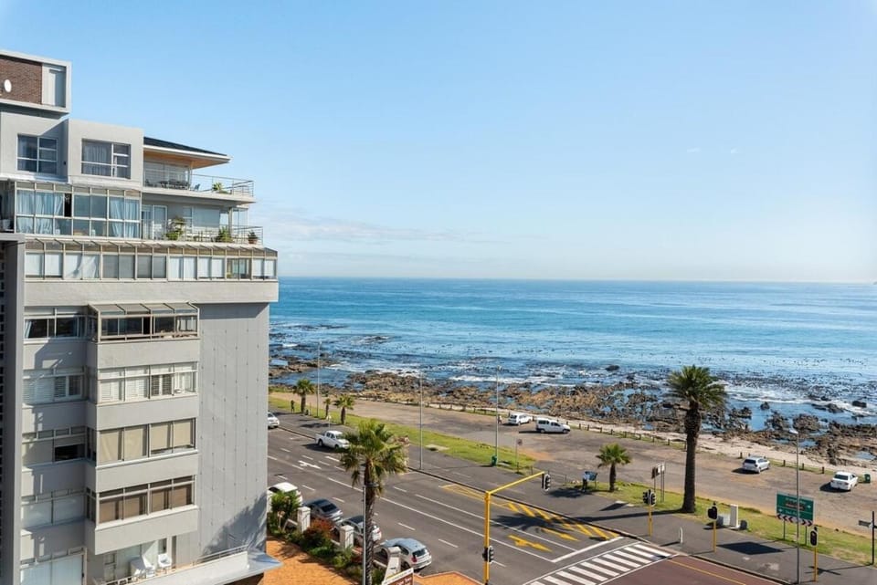 Mouille Point Seaview Apartment Apartment in Cape Town