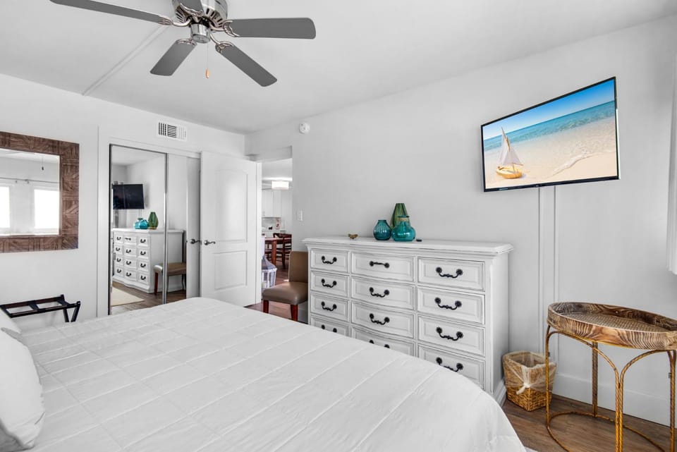 Beach House Condominium 203C by Newman-Dailey Apartment in Miramar Beach