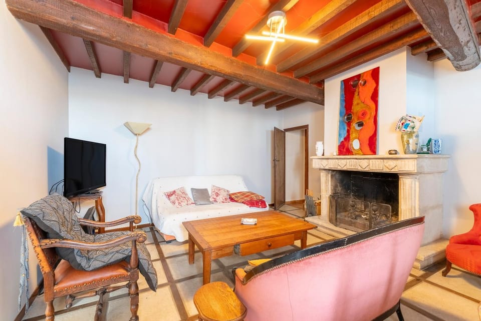 Property building, Living room