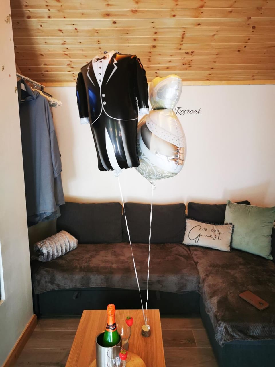 HotTub-Nature-FamilyFriendly-WiFi-Parking House in County Donegal