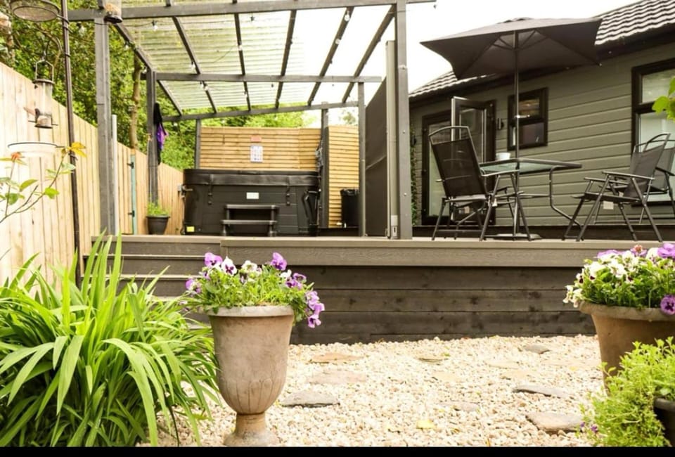 Property building, Patio, Garden, Garden view