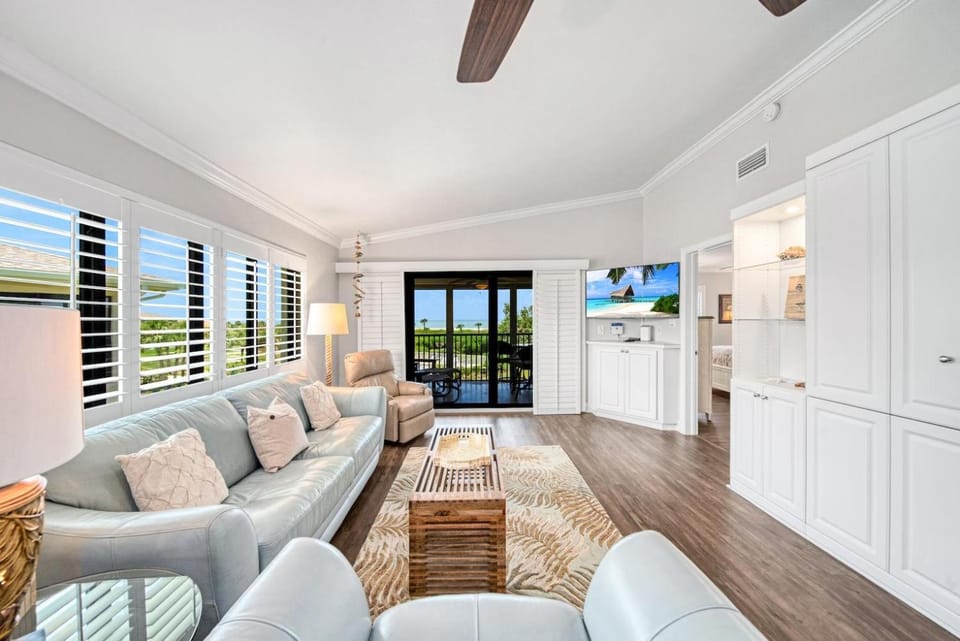 Sandpiper Beach #504 House in Sanibel Island