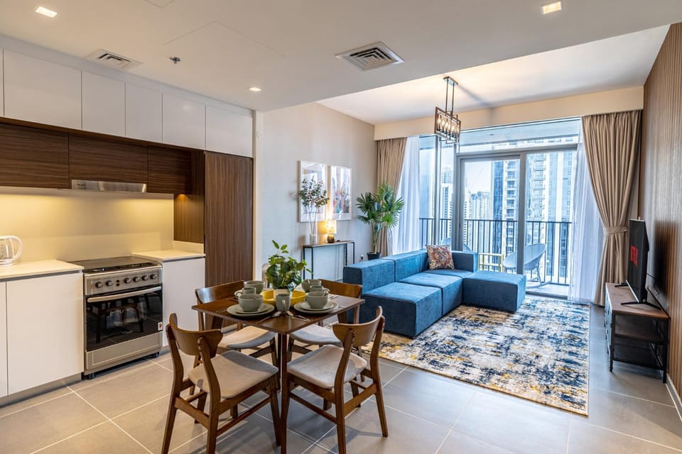 TV and multimedia, Living room, Dining area