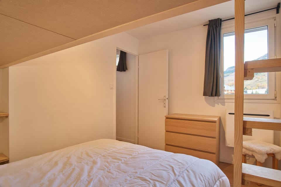 Property building, Living room, Bedroom