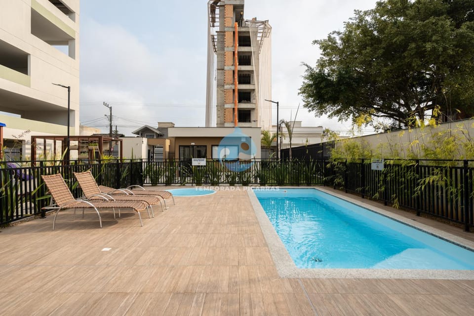 Swimming pool, sunbed
