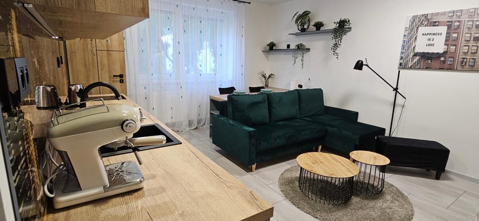 Living room, Dining area, kitchen