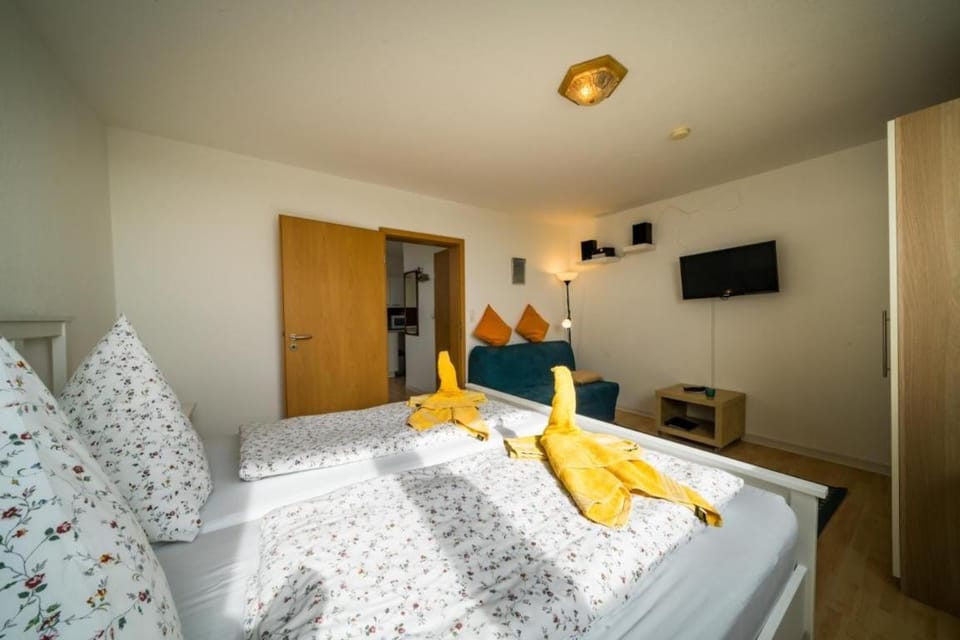 Property building, Living room, Bedroom