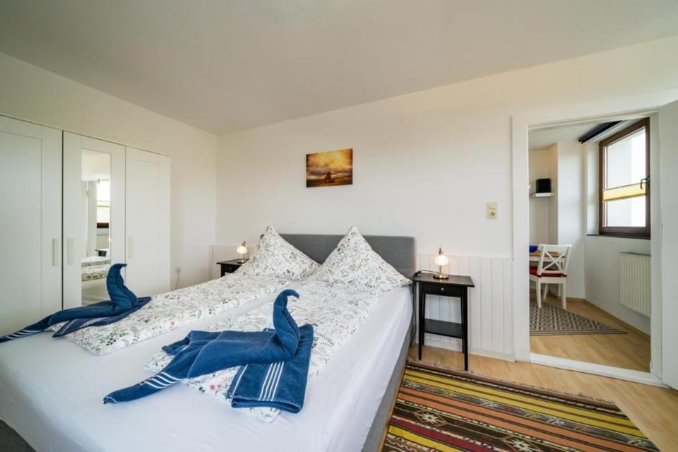 Property building, Living room, Bedroom
