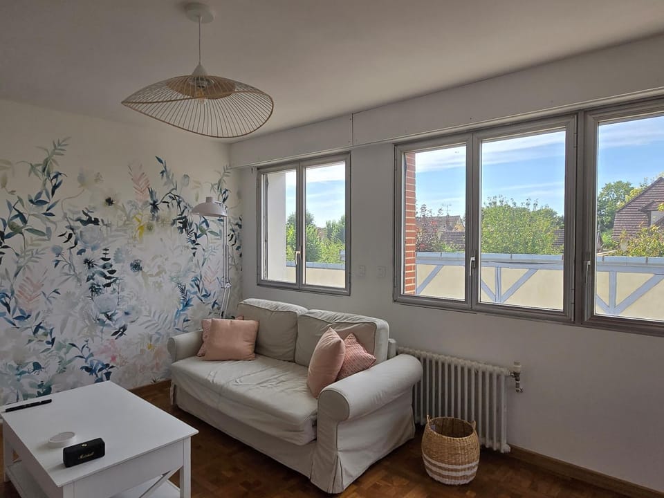 LE 1 BIS - T2 tout équipés Apartment in Troyes