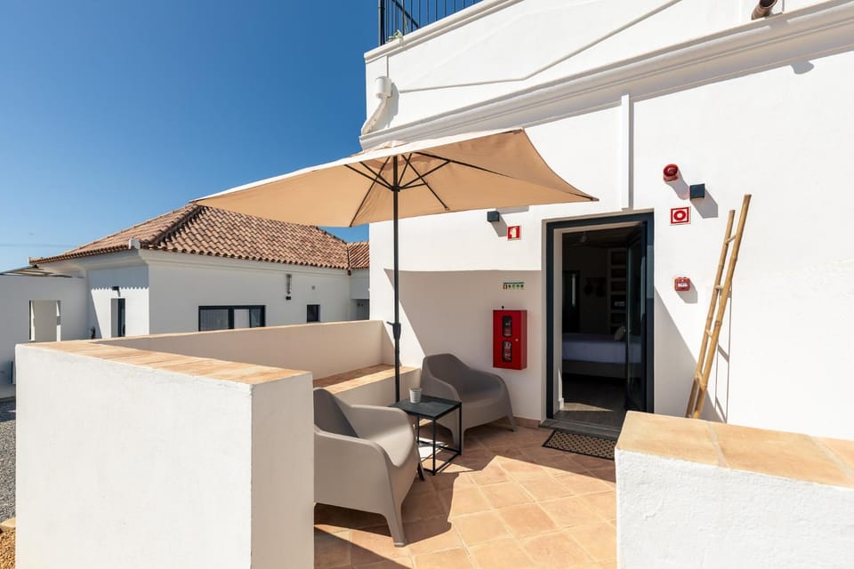 Patio, Day, Balcony/Terrace